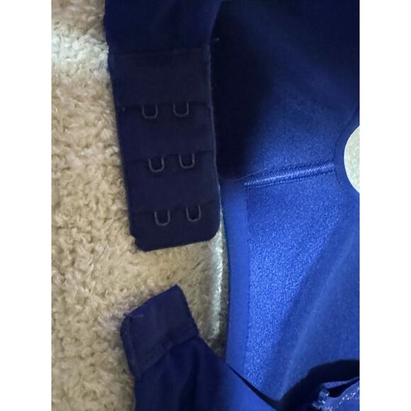 Victoria’s Secret Bra 34B RN54867 T-shirt Lightly Lighted Wireless Blue - Picture 5 of 5